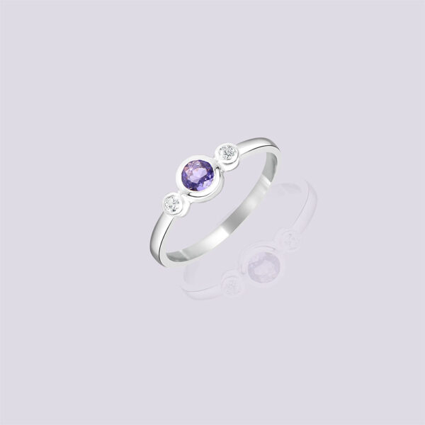 14k white gold blue sapphire with side diamond ring